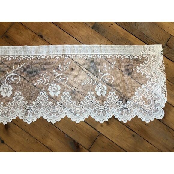 Vintage Heritage Lace Embroidered Window Valance Floral Lace 60”w x 18”l - Picture 2 of 6